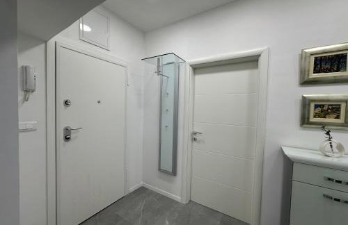 Emily at CITY CENTER - Foto 54