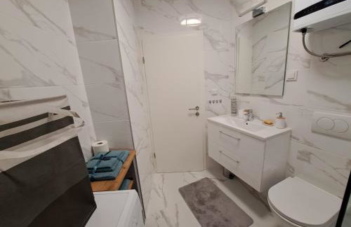 Apartman Karolina - Photo 28