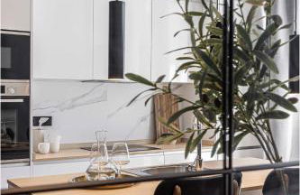 Flat 5 10m Walk to Bernabeu Real Madrid Stadium - Photo 5