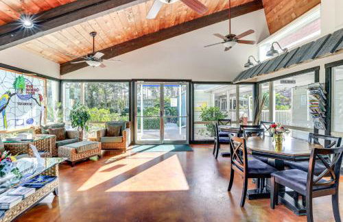 Community Pool and Perks! Nokomis Home 3 Mi to Beach - Foto 36