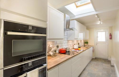 Maelfa Crannog Isaf Llangrannog - Photo 4