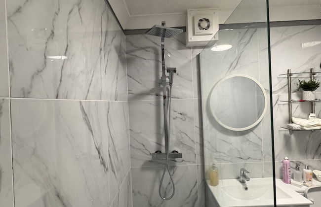 Stunning 2-bed Apartment in Gosport - Foto 10