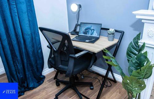 2ndHomeStays-Walsall- A Charming 3-Bed Home with Landscape View - Suitable for Contractors and Families -Large Parking for 3 Vans - Sleeps 7- 7 mins to J10 M6 and 21 mins to Birmingham - Foto 32