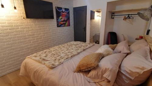 Gîtes déco pop et chaleureuse avec jacuzzi, sauna, piece coquine - Foto 2