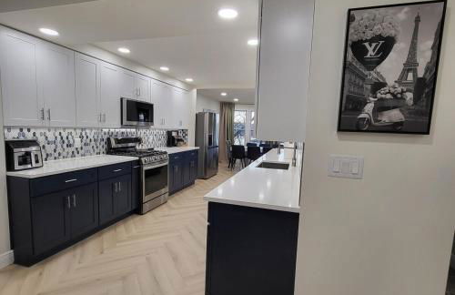 Waterfront Villa with Gameroom and Theater room - Foto 34