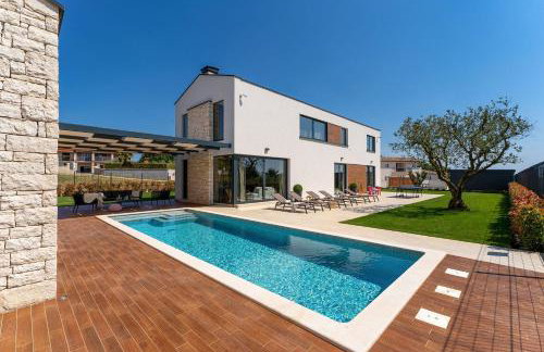 Absolute Traumvilla mit Pool, Sauna, Whirlpool, 6 Bikes, Tischtennis, Outdoor-Kueche, Grillkamin - Photo 35