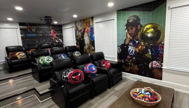 New Group Space - Sleeps 20! Near Sports Center - Foto 5