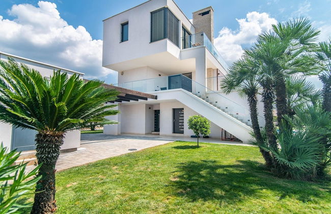 Luxury Villa With Pool and sea View - Foto 27