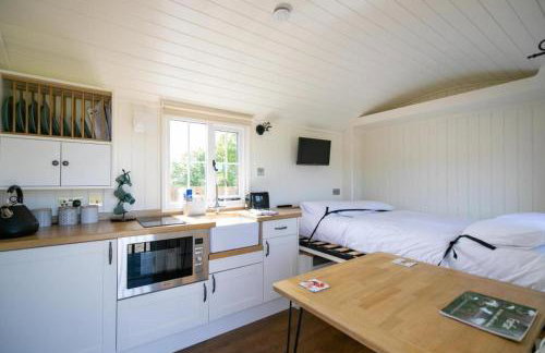 Cabin - Sleeps 2 - Parking - WiFi - Foto 1