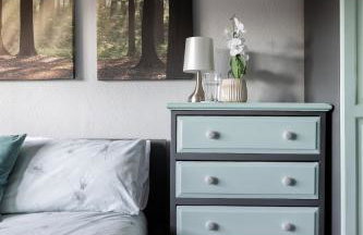 Clicketts - 3-Bedroom, Full Entire House, Sleeps 6 guests, Free wifi, Street Parking, Smart TV, Basildon, Essex London - Foto 32