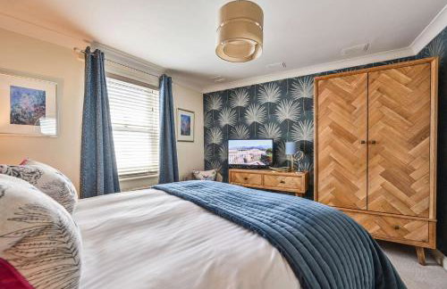 Lisburne Place - Luxury Three Bedroom Town House - Photo 44