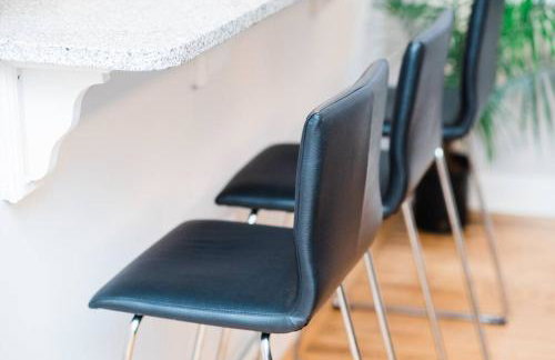 Central Location Suite - Walkable Entertainment - Foto 14