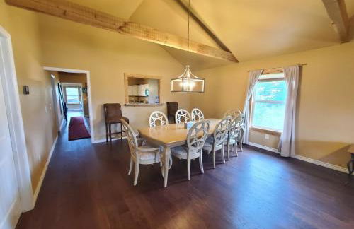 Lodge One with Scenic View - Foto 16