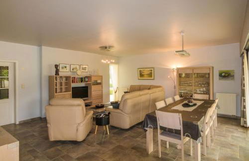 Modern holiday home with swimming pool - Foto 12