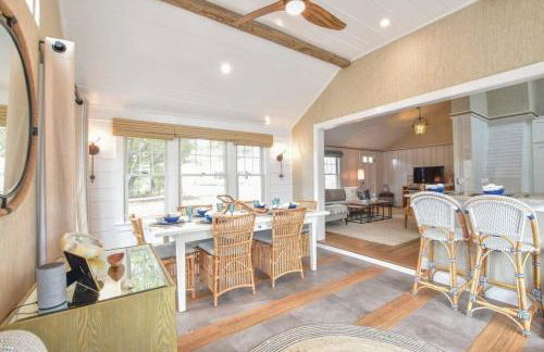 Designed for vacation Easy 0 3 mi walk to Grey Neck Beach - Photo 10