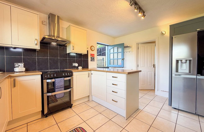 Maytree Cottage - 4 Bedroom Holiday Home - Tenby - Foto 22