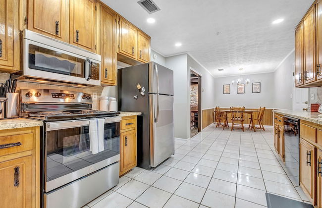 Hudson Manor 4 Bedroom Home by RedAwning - Foto 15