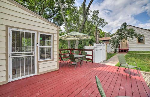 Pet-Friendly Lake Getaway 1 Block to Beach! - Foto 25