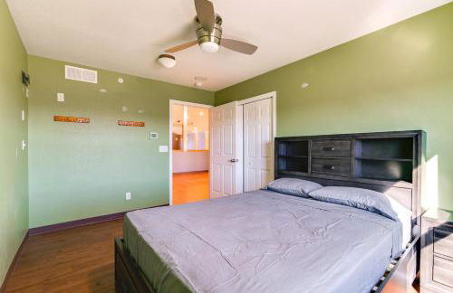 Huge Kitchen and Open Interior Pueblo Group Getaway - Foto 30