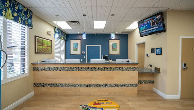 Mostrador de check-in y check-out