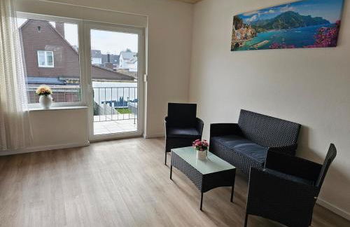 Beautiful 3 Room big Apartment with kitchen and Balcony - Foto 2