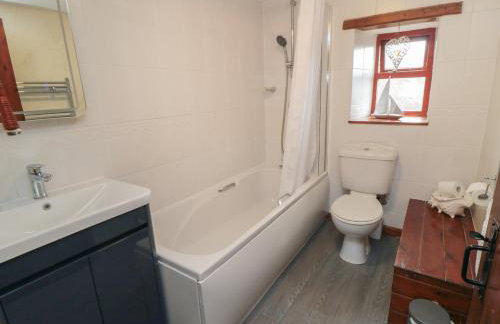 Danby Cottage - Photo 31