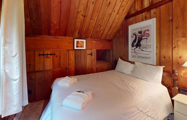 Treehouse Home Brought to you by GetAway Vacations - Photo 15