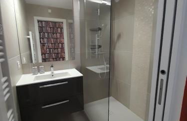 Bon Cap Corniche 3 étoiles avec Terrasse Clim vue mer parking - Foto 13