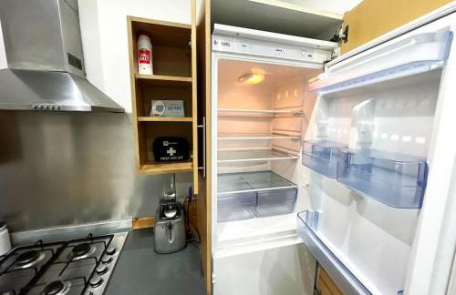 Spacious 3 Bedroom Entire Apartment Self Check in & Free Parking - Photo 26