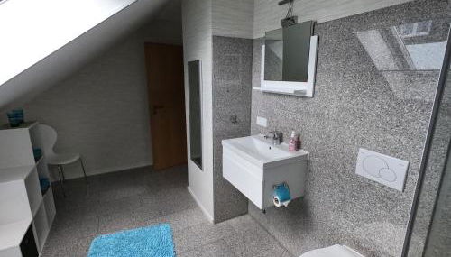 Moderne Ferienwohnung in Durmersheim 2 Zi, Nähe Rhein und Messe KA - Foto 5