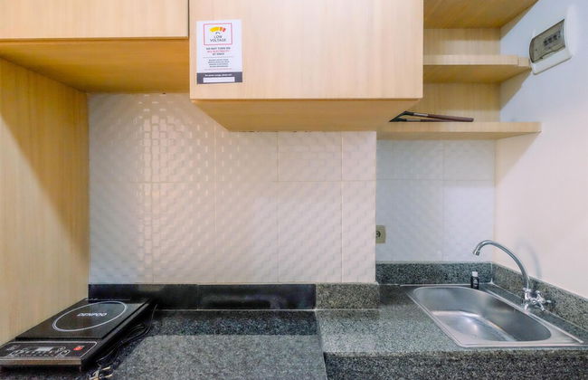 Homey And Well Design Studio Transpark Cibubur Apartment - Foto 7