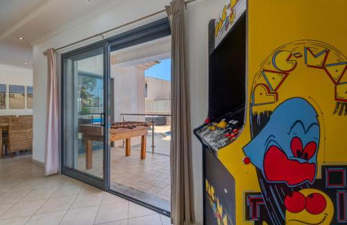 Villa Ruana - 5 bedrooms on Suite- Free out door Hot Jacuzzi - By Bedzy - Foto 45