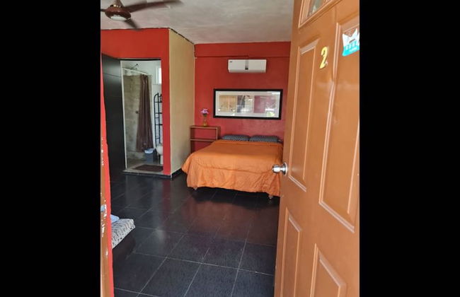 Independent Apartment Wifi AC, Stove, Fridge, TV - Foto 7