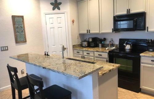 GREAT VALUE! - private pool. Disney Area 4/4 - Foto 6