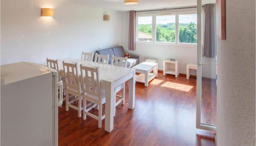 Beautiful Apartment In Cassen - Foto 3