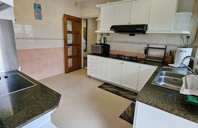 Little Heaven by SkyHive BeachfrontVilla - Foto 23