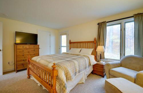 Sunny Stratton Townhome about 1 Mi to Skiing! - Foto 16