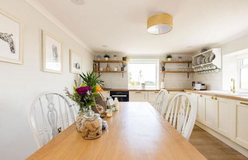 Luxurious Complex: 2 barns together edge of Frome - Photo 39