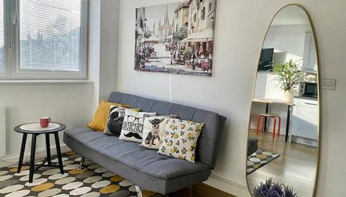 Convenient quiet flat with parking - Photo 5