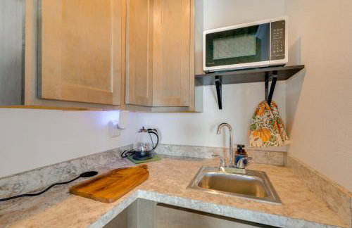 Pet-Friendly Farmhouse Suite with Patio in Vaughn! - Foto 11