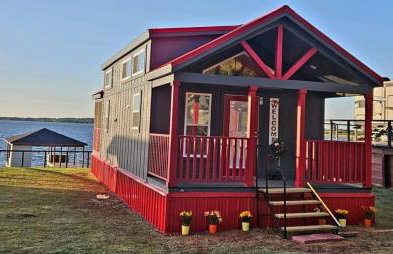 Lakefront Cottage with Hot Tub & Sunset Views - Foto 25