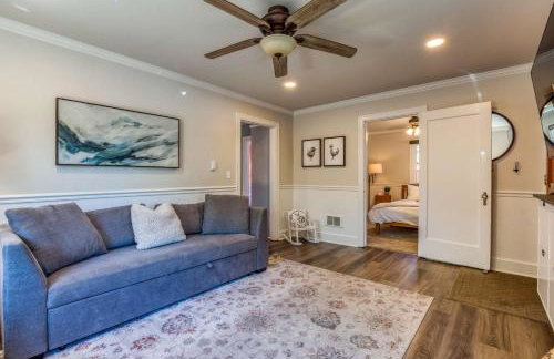 Modern 2 Bedroom Farmhouse Cottage with Hot Tub in Snohomish - Foto 38