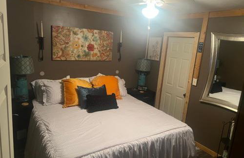 Country Cottage Love Nest Lake Cumberland KING BED - Foto 1