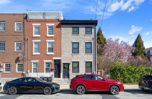 Welcome to The Lux Collective a Spacious 5-Bedroom House close to Stadiums, Universities, Center City & more! - Foto 5