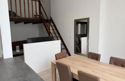 OULLINS T3 COSY 70M2 - 6 Pers 2 Chambre - 2 Mezzanines Métro & centre à Pied - Foto 12