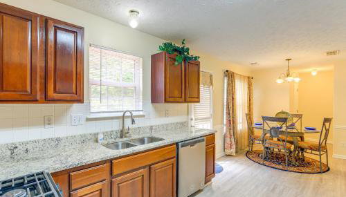 Pet-Friendly Home with Pool Access in Snellville! - Foto 2