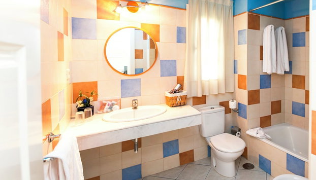 Apartamentos LIVVO Puerto de Mogán - Photo 5, Room