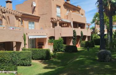 Apartamento luminoso y acogedor en Residencial Altavista Islantilla - Foto 2