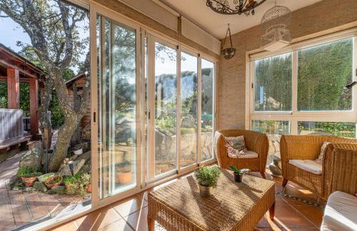 Villa con Jacuzzi exterior y Piscina cubiertos - Foto 58