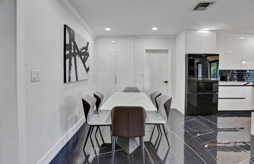 Coral Lane by Rove Travel - Home with Pool & BBQ - Foto 15